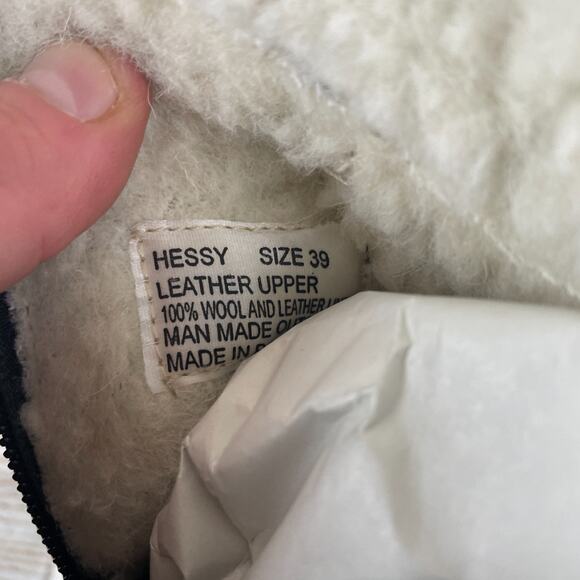 Miz Mooz Hessy Womens Sz EU 39 US 6.5-7 Ankle Boots Black Suede Wool Lining - Picture 9 of 9